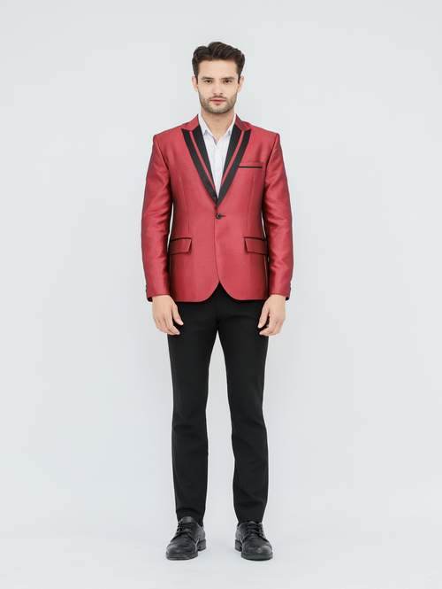 Merlot Sheen tampilan 4